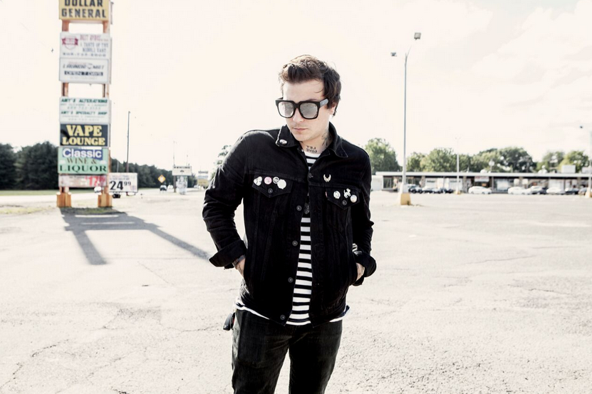 FRANK IERO and the PATIENCE to release second album ‘Parachutes’!