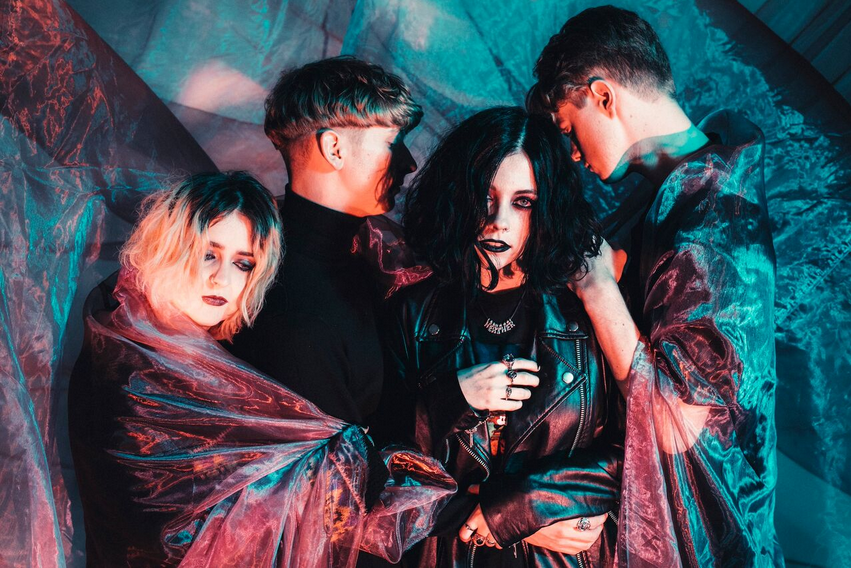 Pale Waves reveal new track ‘My Obsession’
