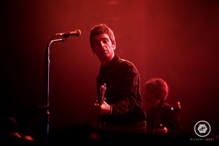 Live In Photos – Noel Gallagher’s high Flying Birds – Leeds – 07/05/18