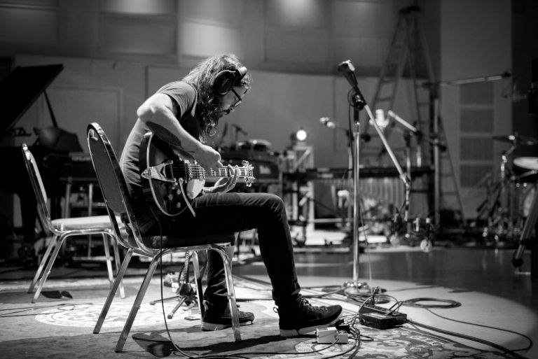 Dave Grohl set to release Two-Part Mini-Documentary ‘Play’