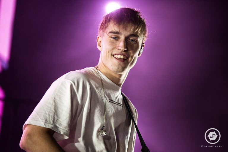 Sam Fender has Leeds Dancing in the dark at the O2 Academy